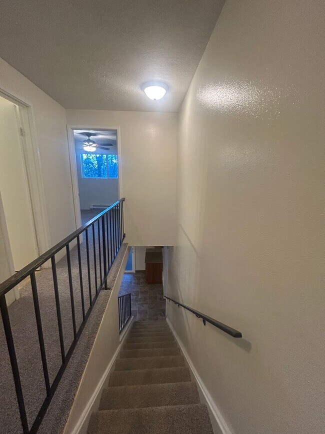 Building Photo - Jefferson #11894