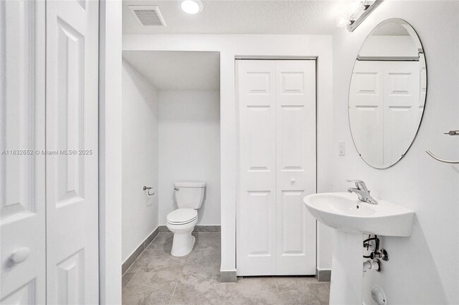 Building Photo - 5013 Vulcan Way