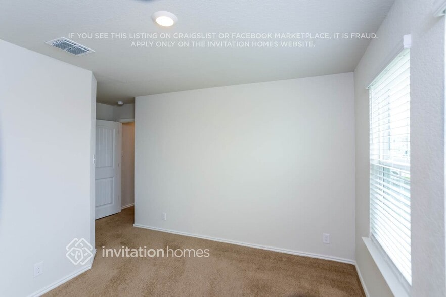 Building Photo - 9807 Spotted Rose