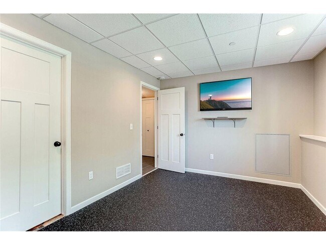 Building Photo - 8934 SW Village Loop