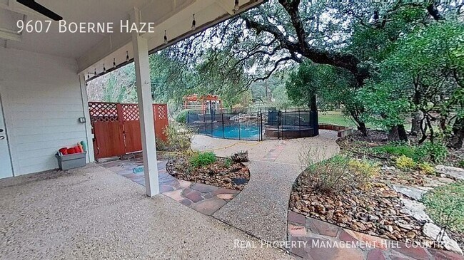 Building Photo - 9607 Boerne Haze