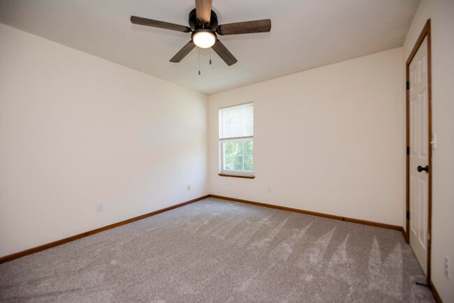 Building Photo - 3600 Berkshire