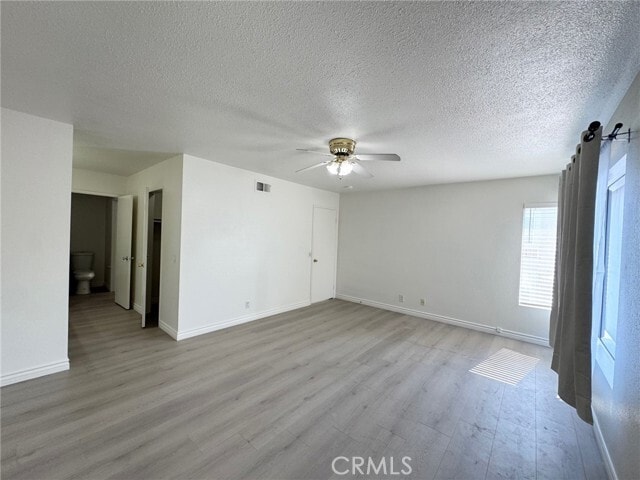 Building Photo - 23757 Highland Valley Rd