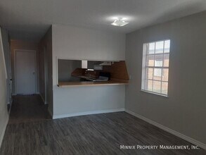 Building Photo - 1606 Yonkers-A