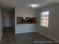 Building Photo - 1606 Yonkers-A