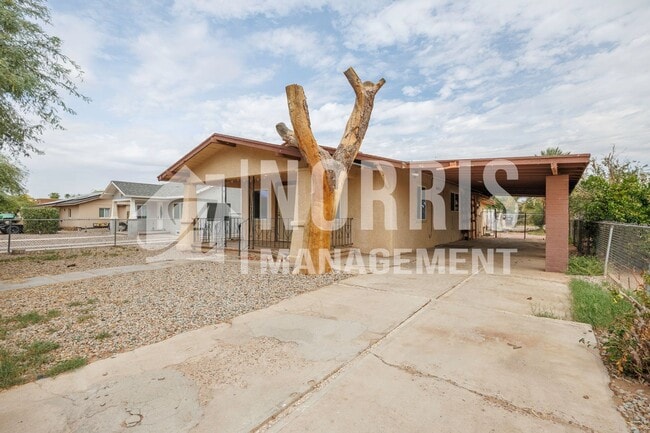 Building Photo - NO HOA Home in a Great Location