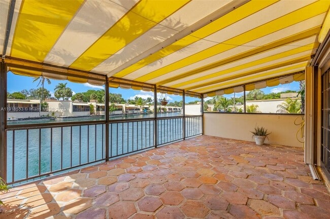 Building Photo - 7003 Crown Gate Ct