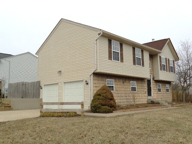 Building Photo - 117 Ridgewood Dr
