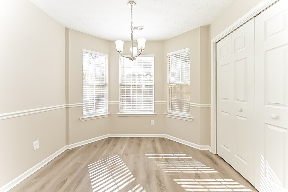 Building Photo - 210 Coldsprings Ct