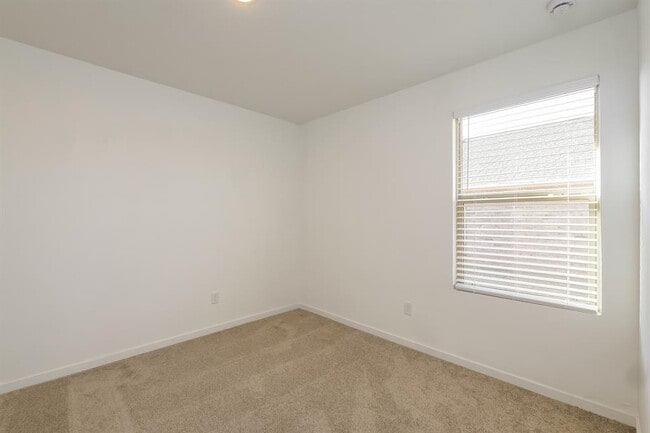 Building Photo - 9612 NW 125th St