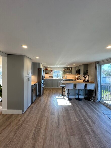 Building Photo - 13 Atlantic Ave