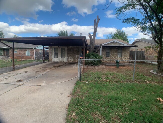 Building Photo - 4900 S Dimple Dr