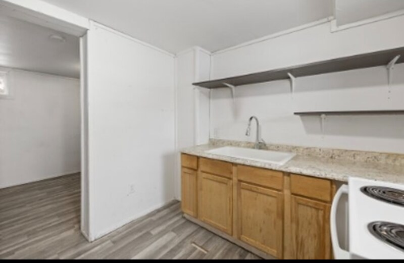 Building Photo - 904 Willsie Ave