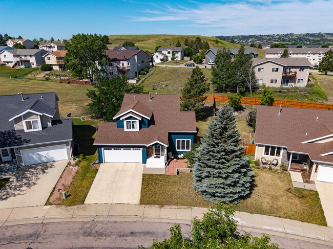 Building Photo - 4025 Wild Flower Dr