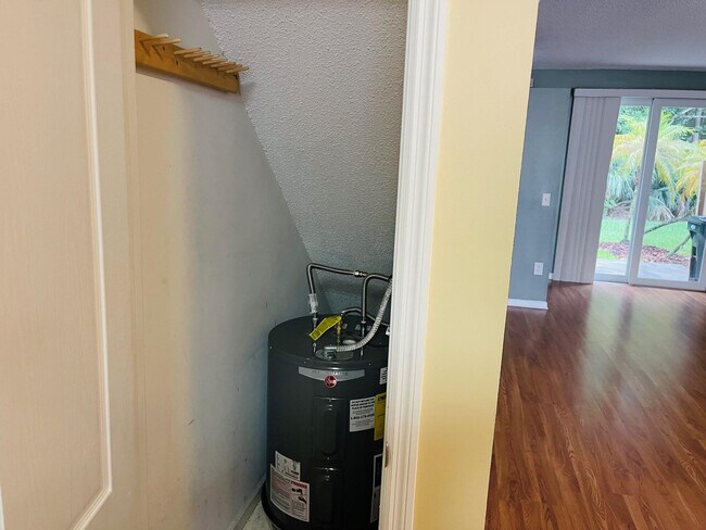 Building Photo - 4854 NW 58th Manor