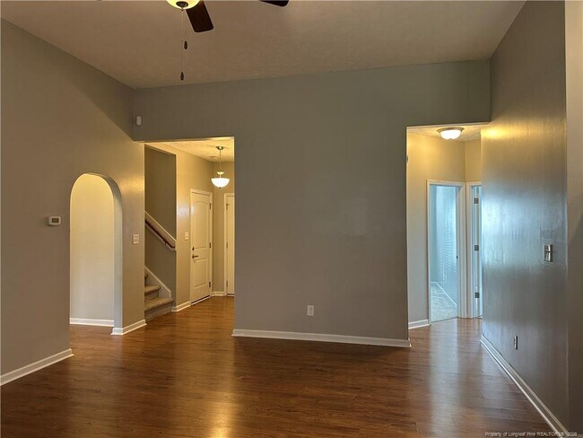Building Photo - 498 New Castle Ln
