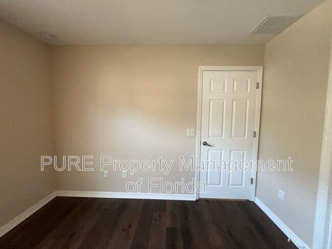 Building Photo - 7128 SE 124th Ln