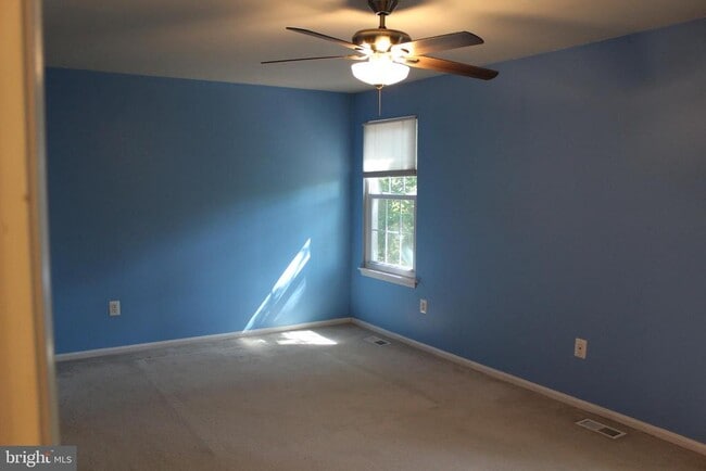 Building Photo - 11724 Lone Tree Ct