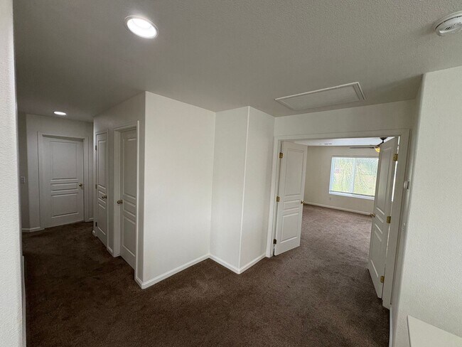 Building Photo - Two Story Home located in the Foxwood Estates coming soon!