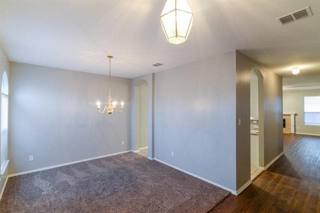 Building Photo - 12661 Oakwood Cir