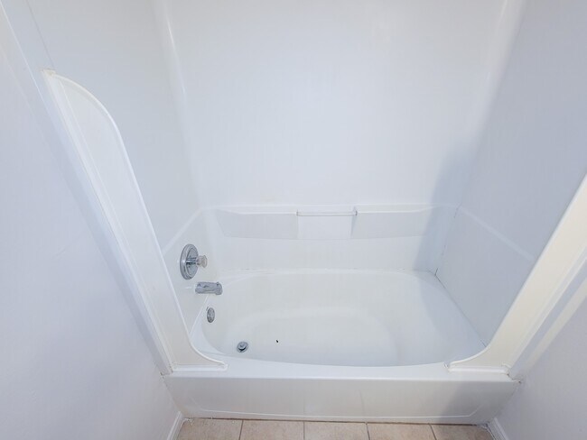 Building Photo - 11810 Rolling Stream Dr