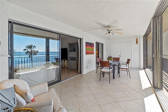 Building Photo - 6460 Mourning Dove Dr