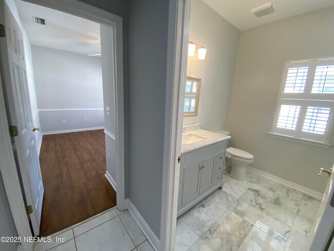 Building Photo - 7849 Rittenhouse Ln
