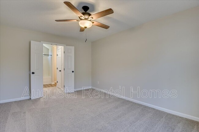 Building Photo - 4851 Jasmine Way