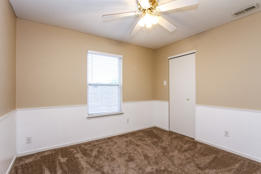 Building Photo - 2155 Summer Breeze Way