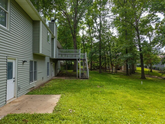 Building Photo - 2301 Grant Ln
