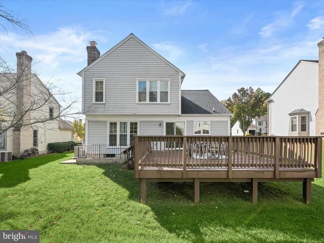 Building Photo - 8806 Admiral Dr