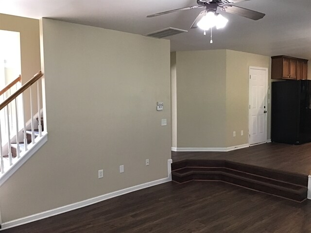 Building Photo - 7689 Natalie Commons Road