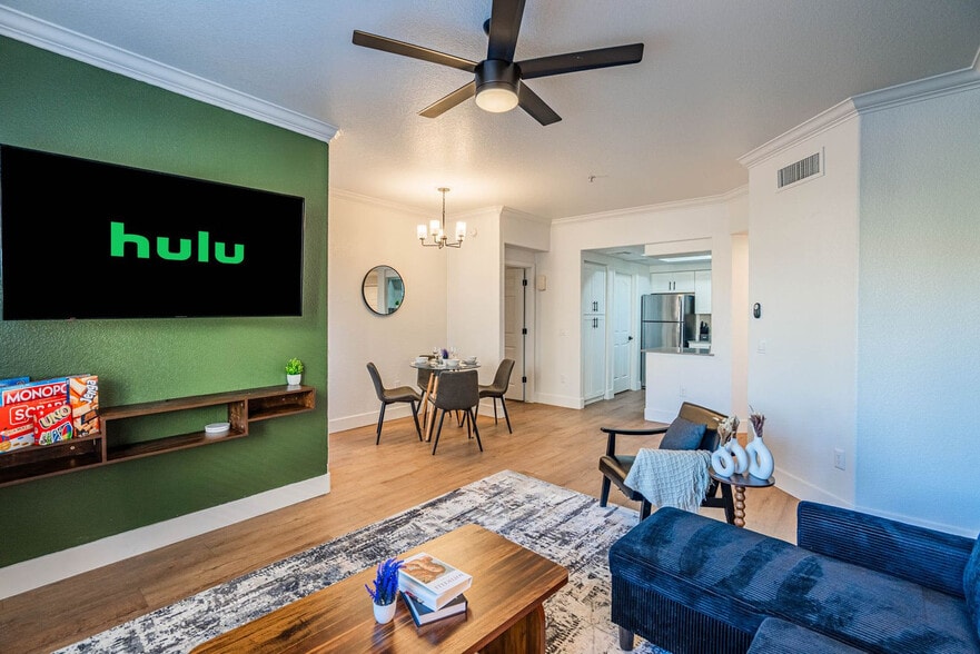 Building Photo - 2150 S 55th St