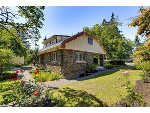 Building Photo - Historic 4-Bedroom Stone Home with Timeless Character, Hardwood Floors, Spacious Living & a Large...