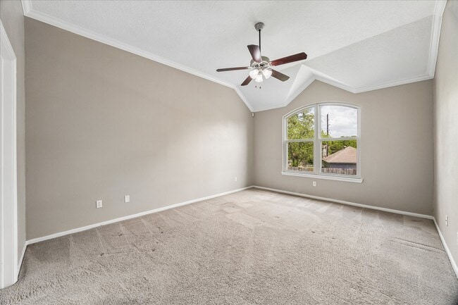 Building Photo - 12526 Mill Hedge Dr