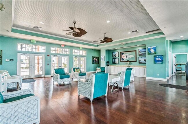 Building Photo - 101 Pompano Dr SE