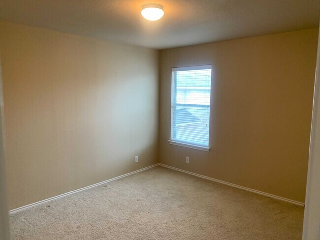 Building Photo - *COMING SOON* Gated Community: 3-Bedroom with Upstairs Loft, Fenced Backyard & Prime Location!
