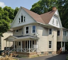 Building Photo - 1548 Saint Paul St