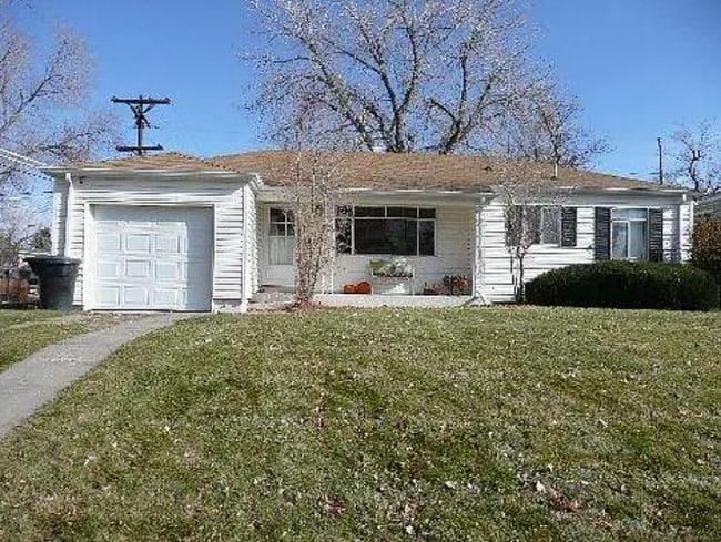 Primary Photo - 2718 S Adams St