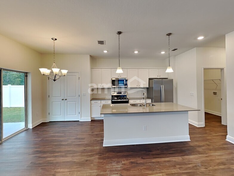 Building Photo - 2720 Ponds Trl