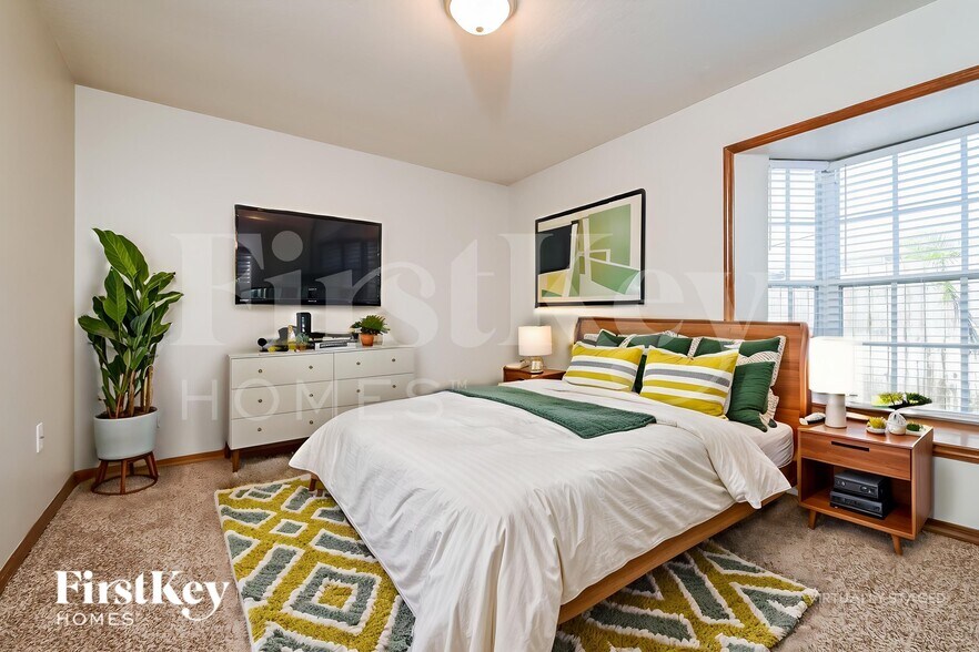 Building Photo - 5349 Montserrat Dr