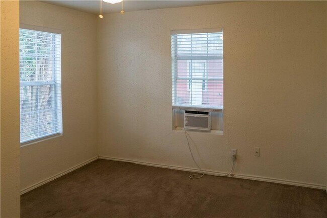 Building Photo - 1607 S 2nd St