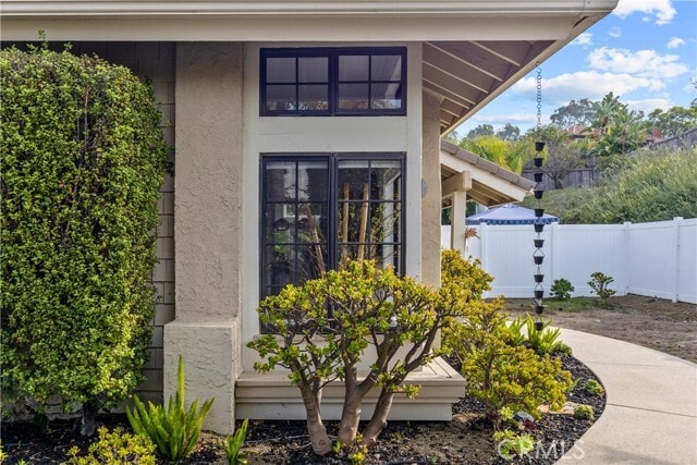 Building Photo - 25662 Cresta Loma