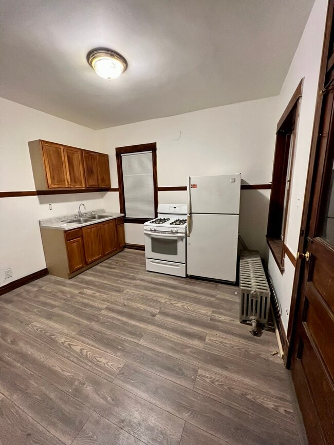 Kitchen View 2 - 1434 N Ridgeway Ave