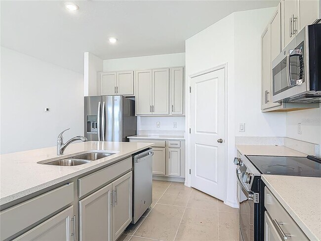 Building Photo - 1619 Hl Pk Dr