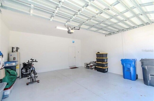 Building Photo - 6827 Citrus Creek Ln