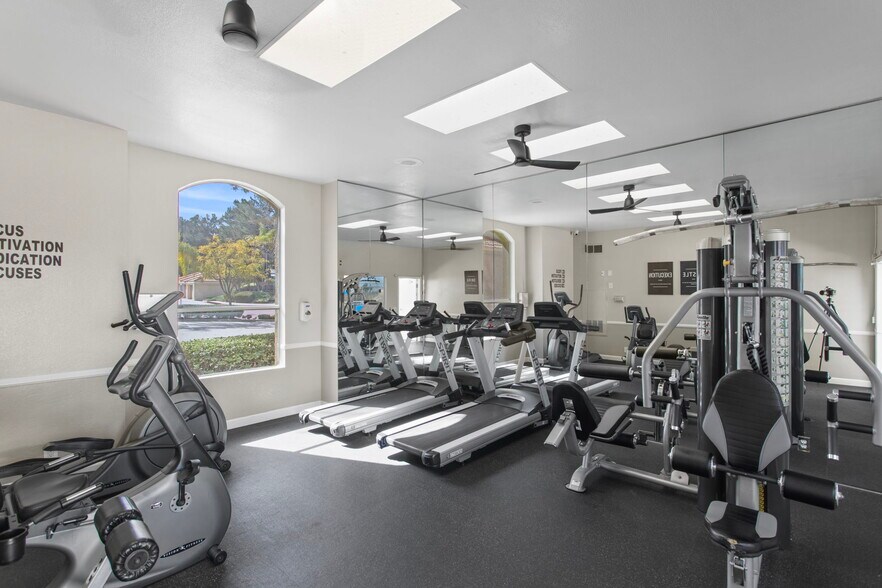 Awesome Gym - 2320 Del Mar Way