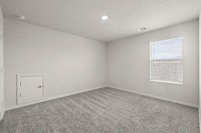 Building Photo - 2640 Oneida Ln