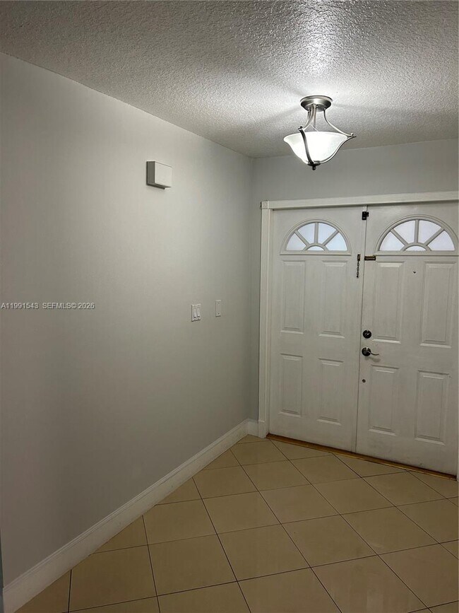 Building Photo - 15065 SW 108th Terrace