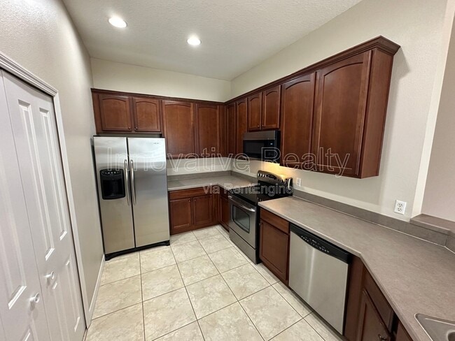 Building Photo - 10270 Cala Lily Trail